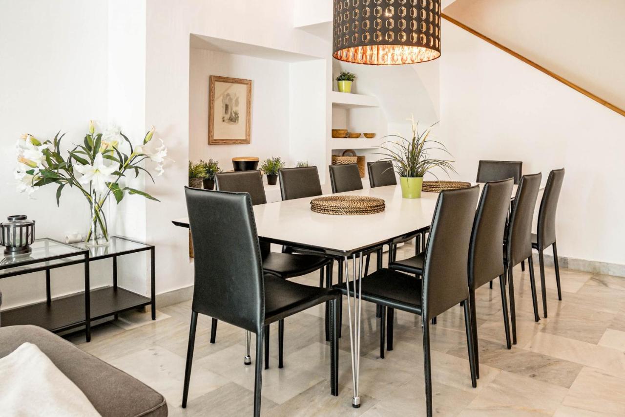 Feriehus Stunning 4-bedroom Townhouse With Breathtaking Views In *