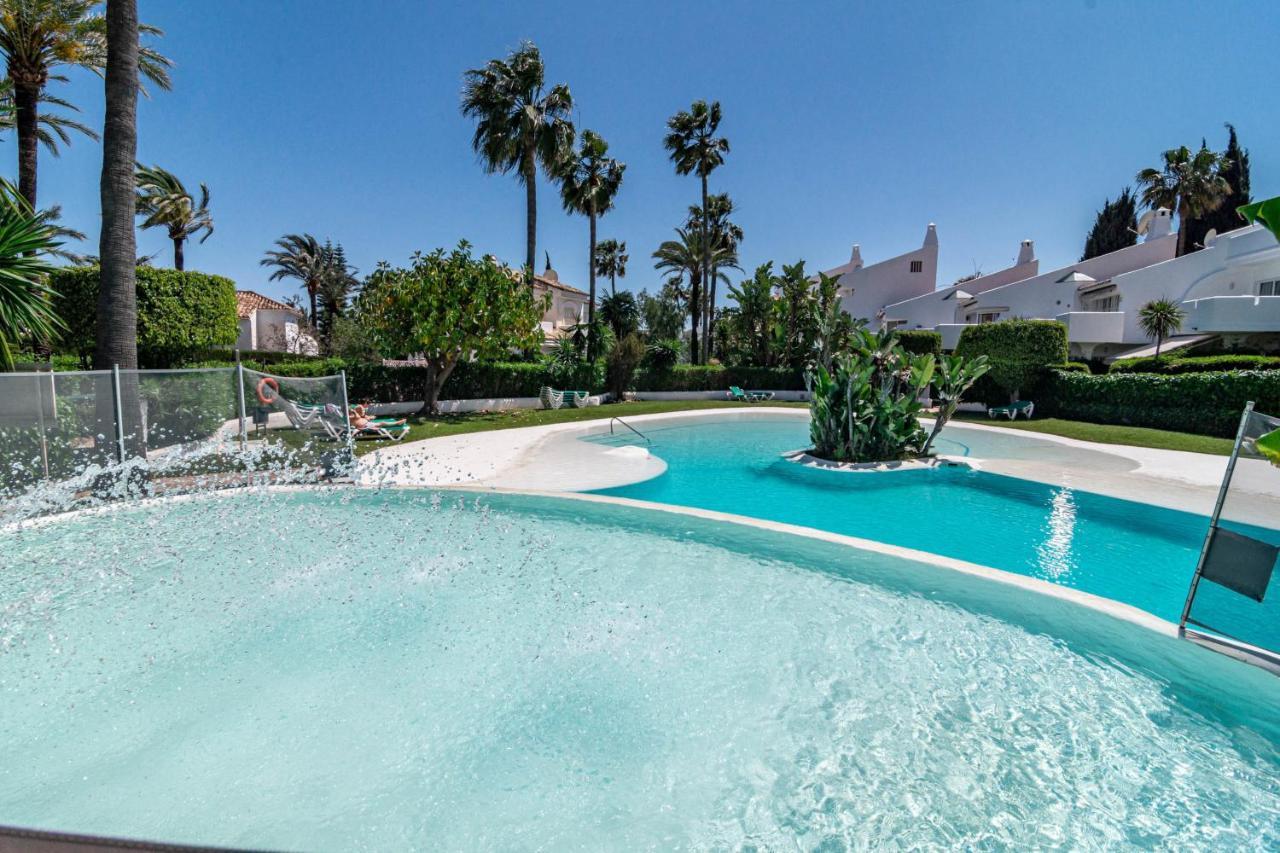 Stunning 4-bedroom Townhouse With Breathtaking Views In Feriehus